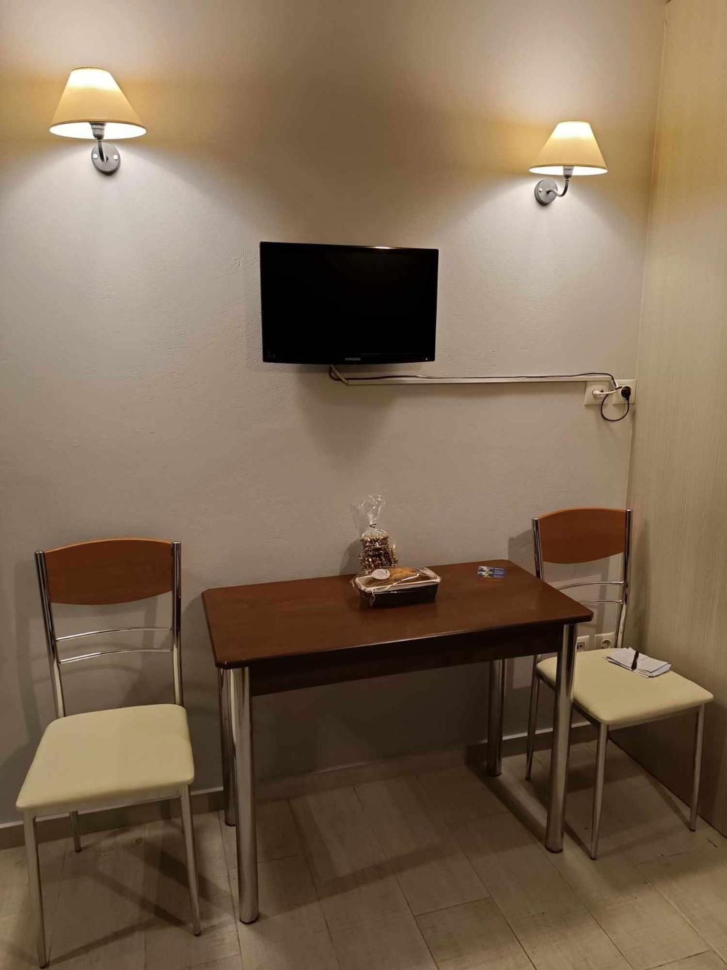 Andros Guesthouses Chambre photo